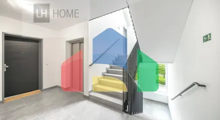 На продажу квартира 4-комн. студия 150 m² На продажу квартира 4-комн. студия 150 m²