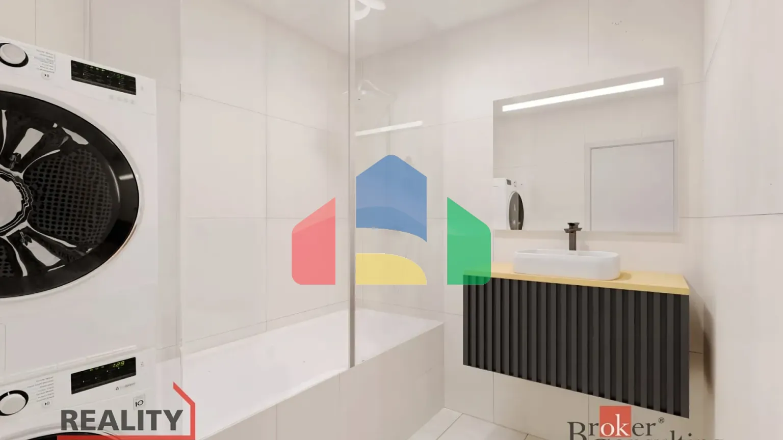 На продажу квартира 3-комн. студия 86 m²