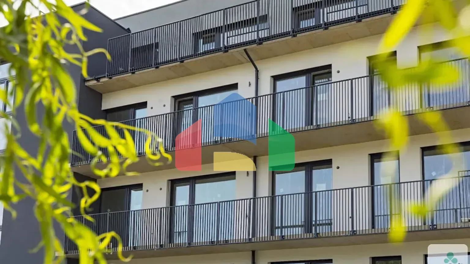 На продажу квартира 2-комн. студия 47 m²