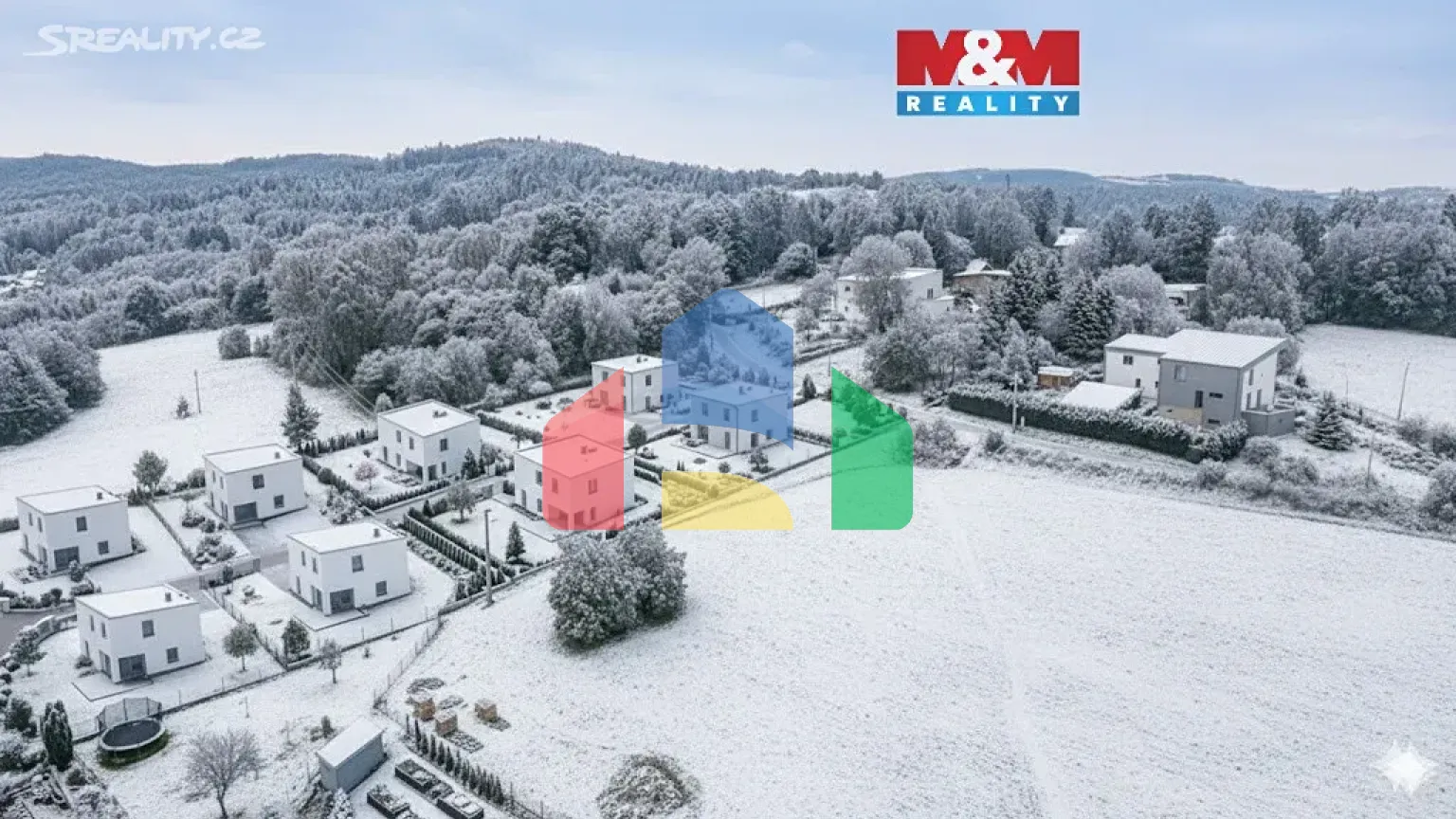 На продажу семейные дома 121 m², земельный участок 950 m²