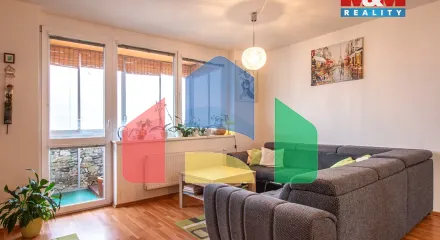 На продажу квартира 4-комн. студия 103 m²