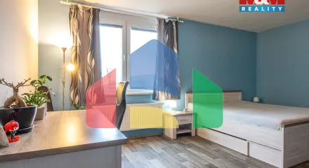 На продажу квартира 4-комн. студия 103 m²