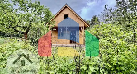 На продажу хижины 35 m², земельный участок 407 m²