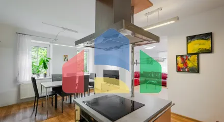 На продажу хижины 170 m², земельный участок 2553 m²