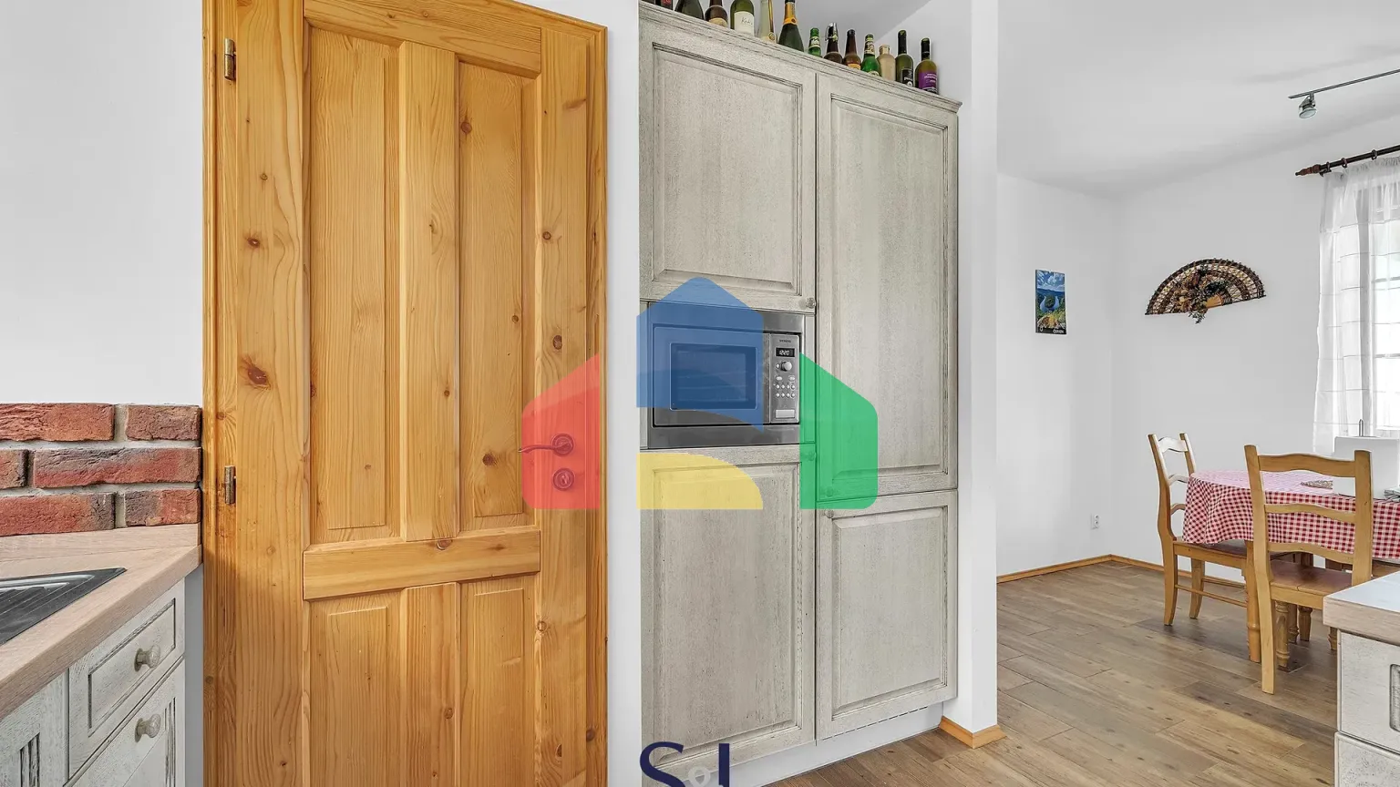 На продажу семейные дома 120 m², земельный участок 800 m²