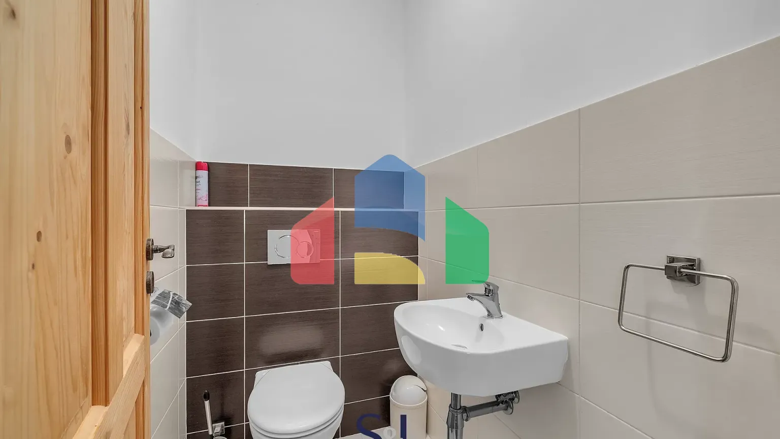 На продажу семейные дома 120 m², земельный участок 800 m²