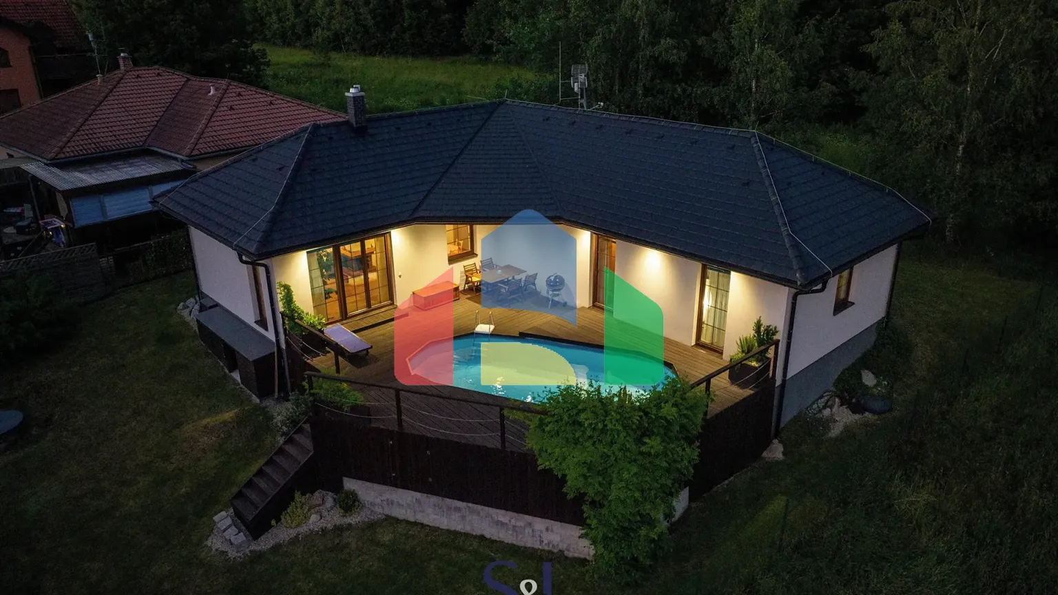 На продажу семейные дома 120 m², земельный участок 800 m²