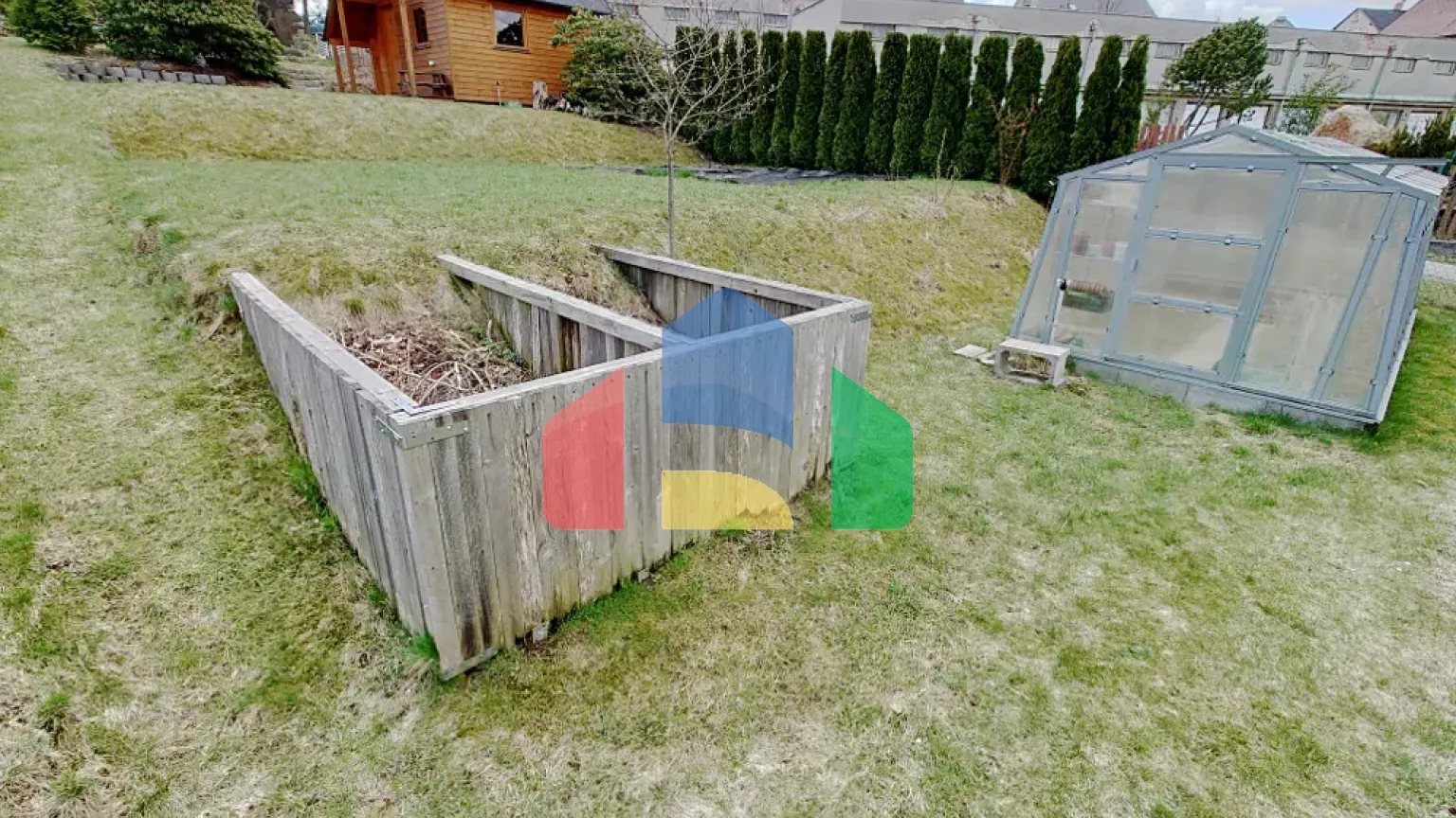 На продажу хижины 20 m², земельный участок 302 m²