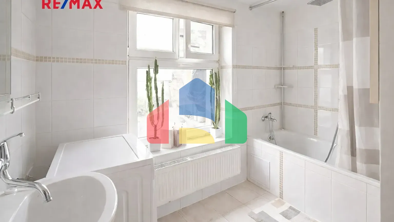 На продажу семейные дома 180 m², земельный участок 498 m²