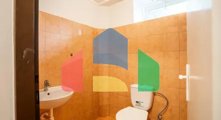 На продажу торговые помещения 98 m² На продажу торговые помещения 98 m²