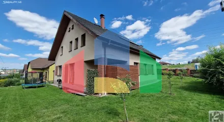 На продажу семейные дома 213 m², земельный участок 873 m²