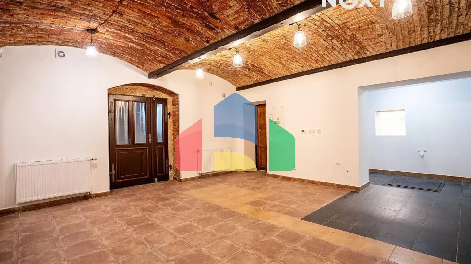 На продажу торговые помещения 204 m²