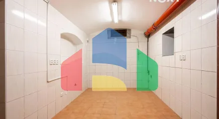 На продажу торговые помещения 204 m² На продажу торговые помещения 204 m²