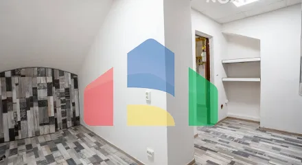 На продажу торговые помещения 204 m² На продажу торговые помещения 204 m²