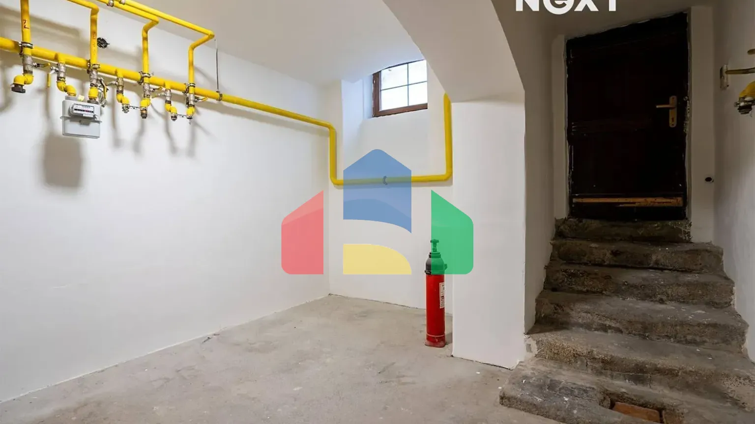 На продажу торговые помещения 204 m²