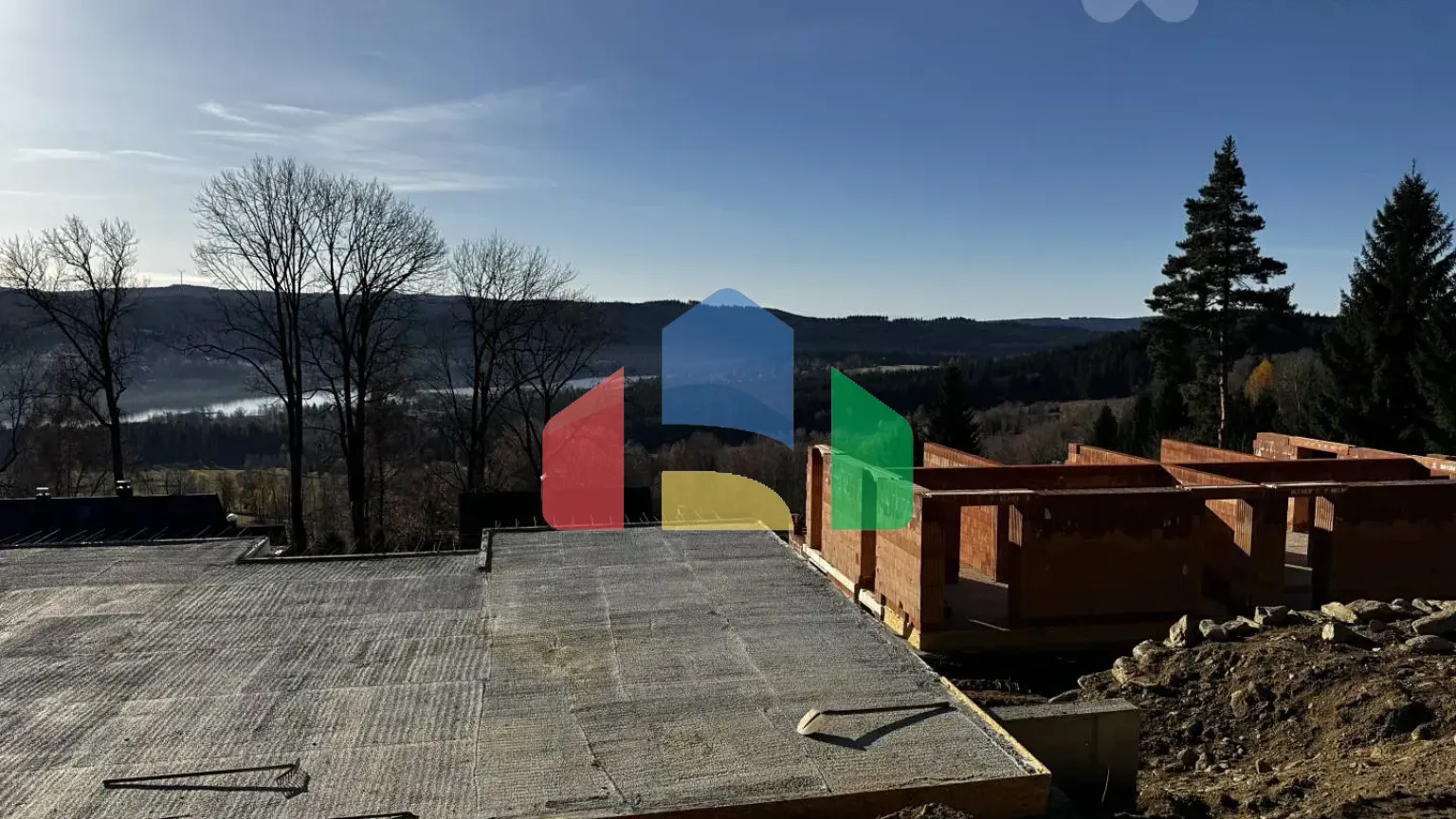 На продажу квартиры 293 m²