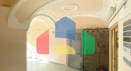 На продажу торговые помещения 303 m²