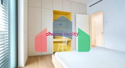 На продажу квартира 2-комн. студия 65 m²