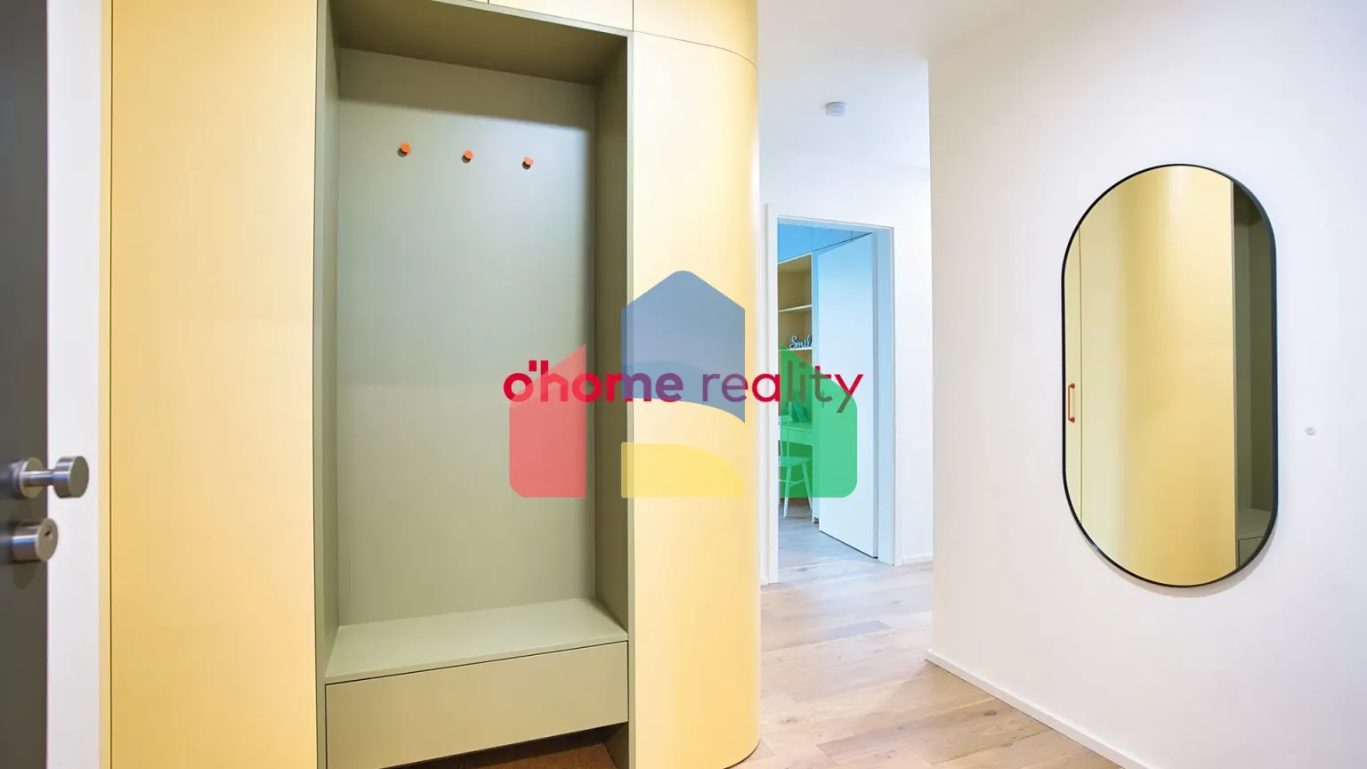 На продажу квартира 2-комн. студия 65 m²