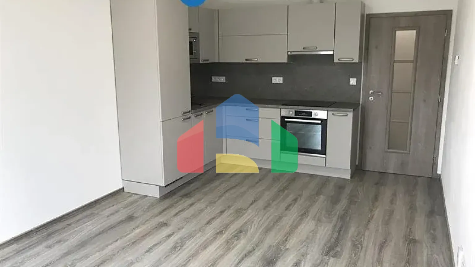 На продажу квартира 1-комн. студия 32 m²