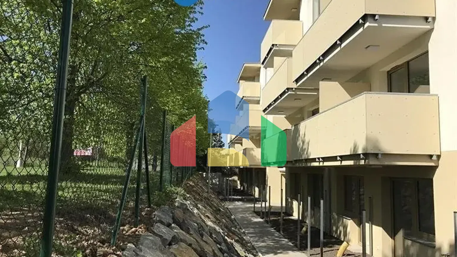 На продажу квартира 1-комн. студия 32 m²