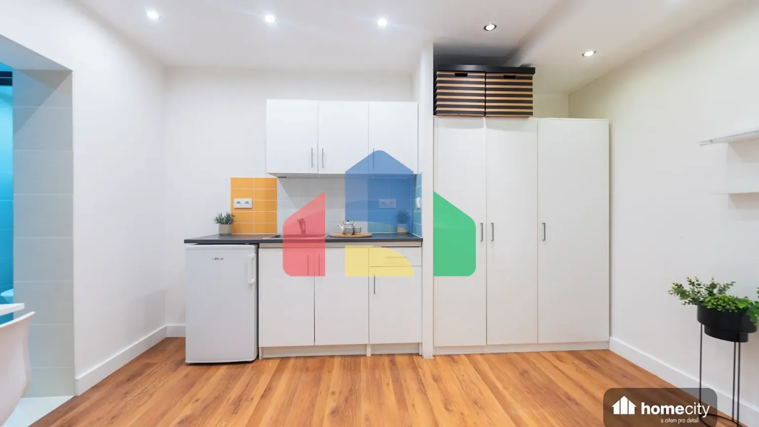 На продажу офисные помещения 21 m²