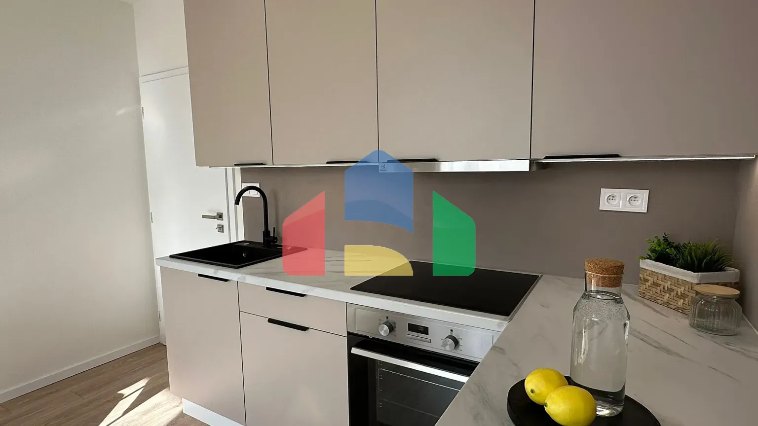 На продажу квартира 2-комн. студия 46 m²