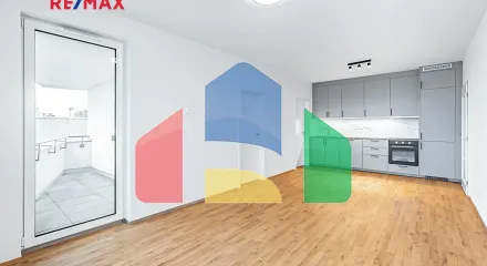 На продажу квартира 3-комн. студия 67 m²