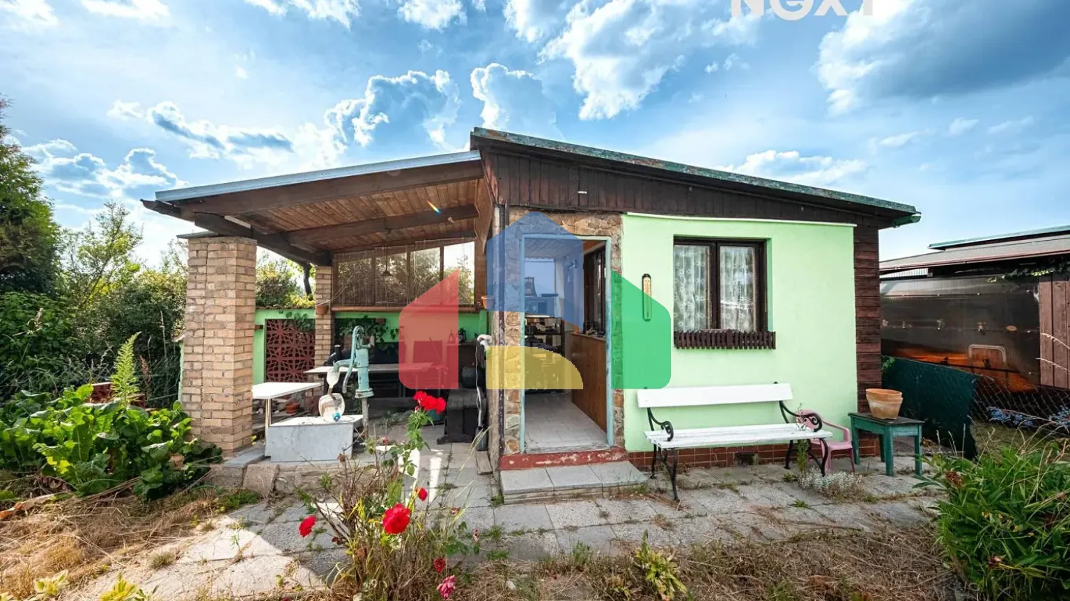 На продажу хижины 10 m², земельный участок 226 m²