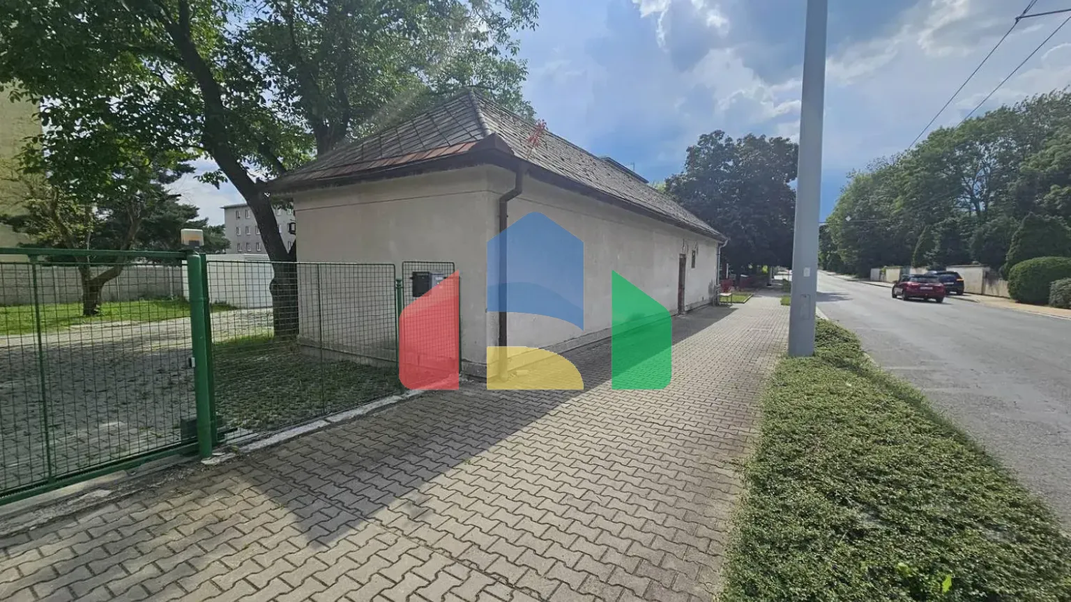 На продажу офисные помещения 73 m²