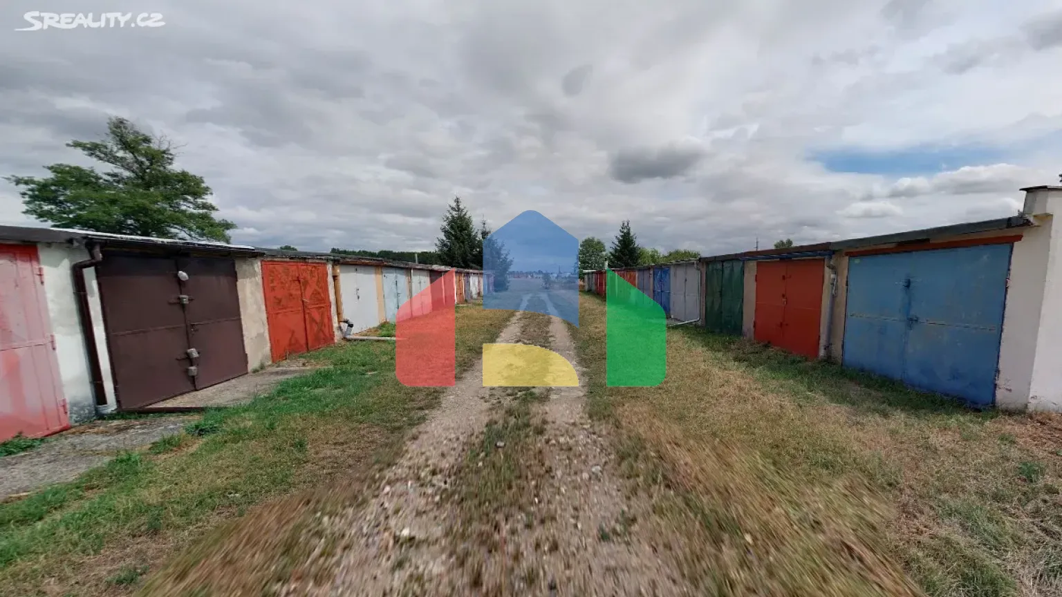 На продажу гаражи 18 m²