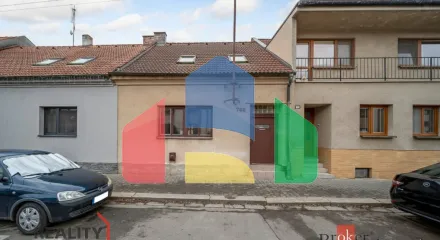 На продажу семейные дома 106 m², земельный участок 73 m²