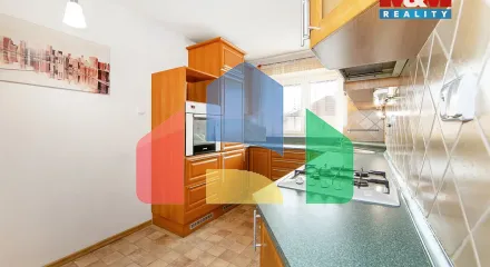 На продажу квартира 3-комн. студия 61 m²