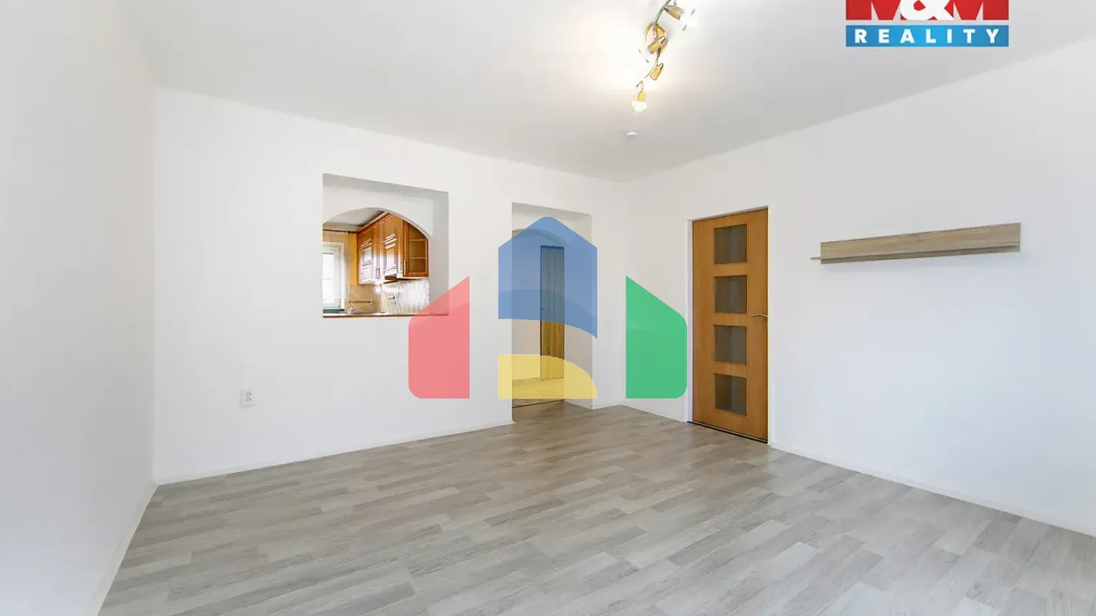 На продажу квартира 3-комн. студия 61 m²