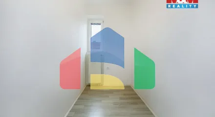 На продажу квартира 3-комн. студия 61 m²