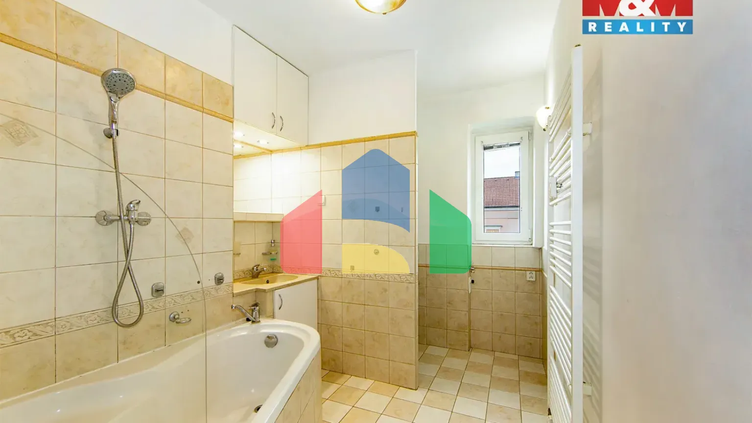 На продажу квартира 3-комн. студия 61 m²