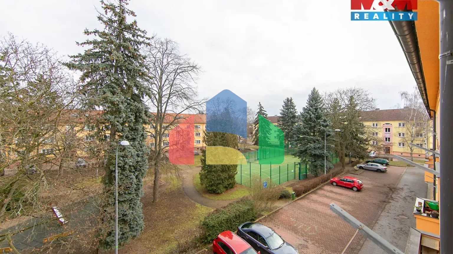 На продажу квартира 3-комн. студия 61 m²