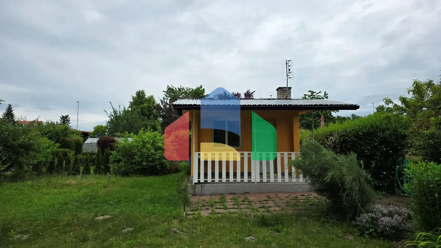 На продажу сады 400 m²