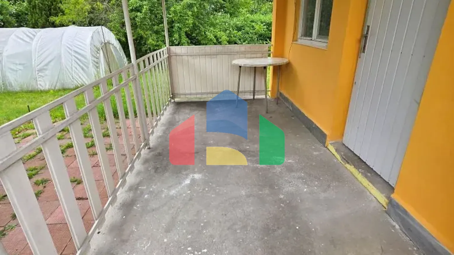 На продажу сады 400 m²