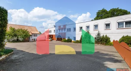 На продажу торговые помещения 941 m²