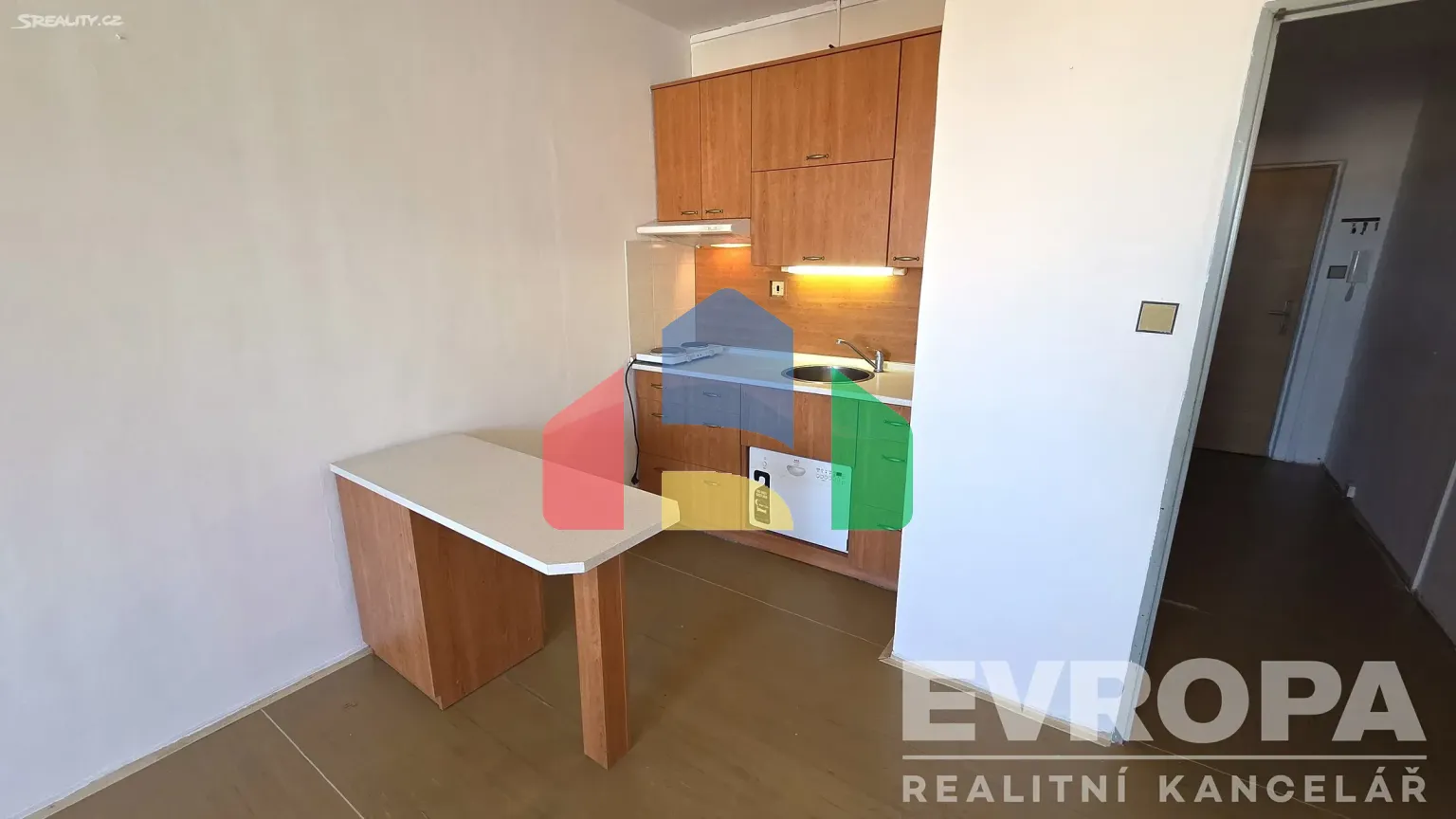 На продажу квартира 1-комн. студия 34 m²