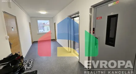 На продажу квартира 1-комн. студия 34 m²