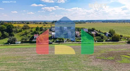 На продажу хижины 30 m², земельный участок 435 m²