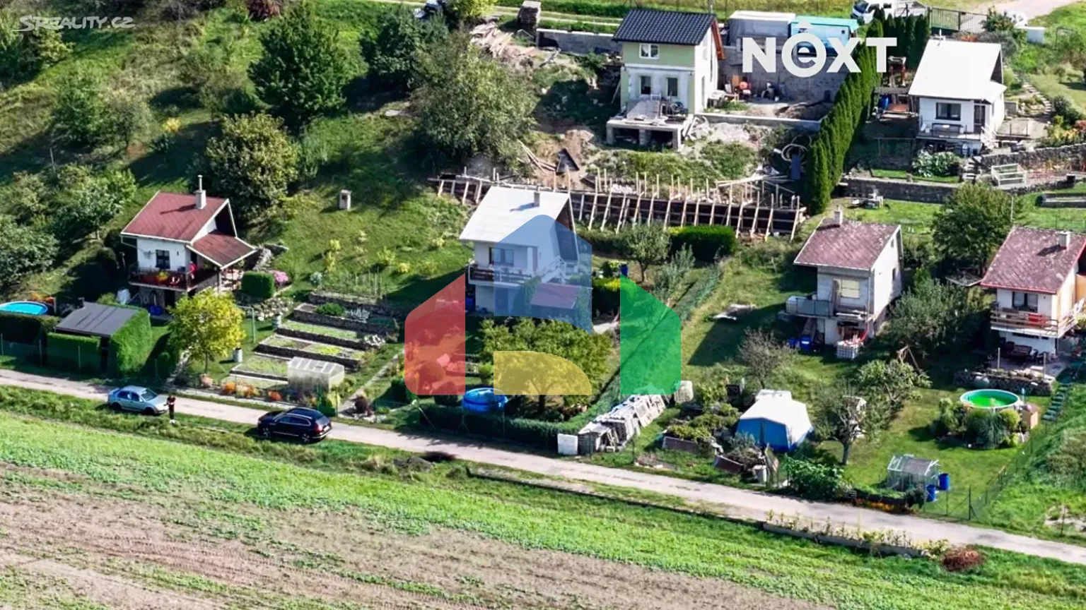 На продажу хижины 30 m², земельный участок 435 m²