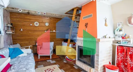 На продажу хижины 30 m², земельный участок 435 m²