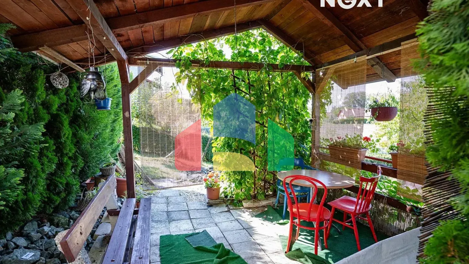 На продажу хижины 30 m², земельный участок 435 m²