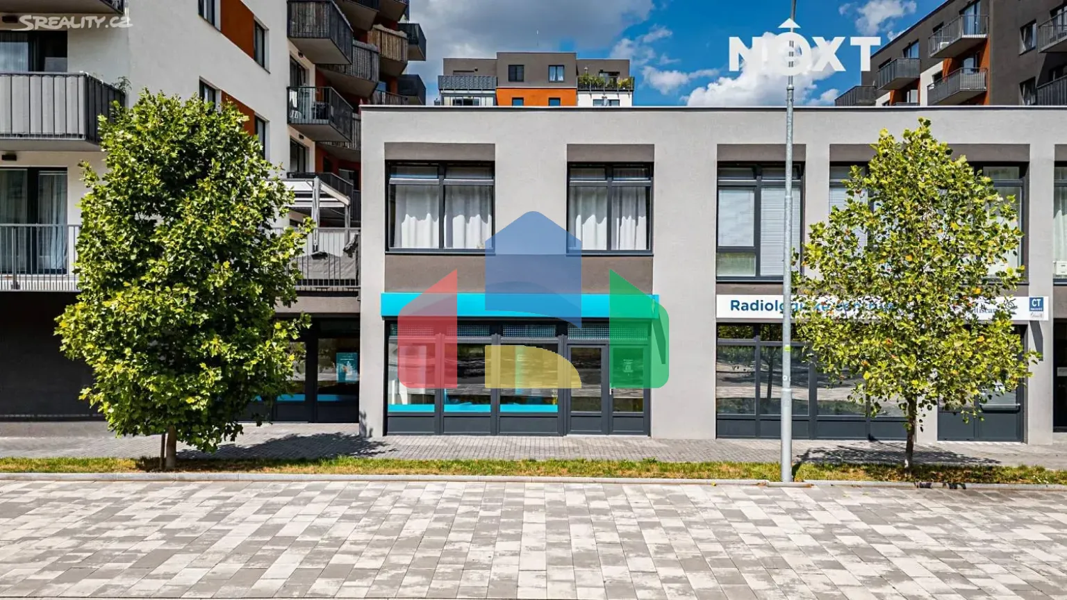 На продажу торговые помещения 200 m²