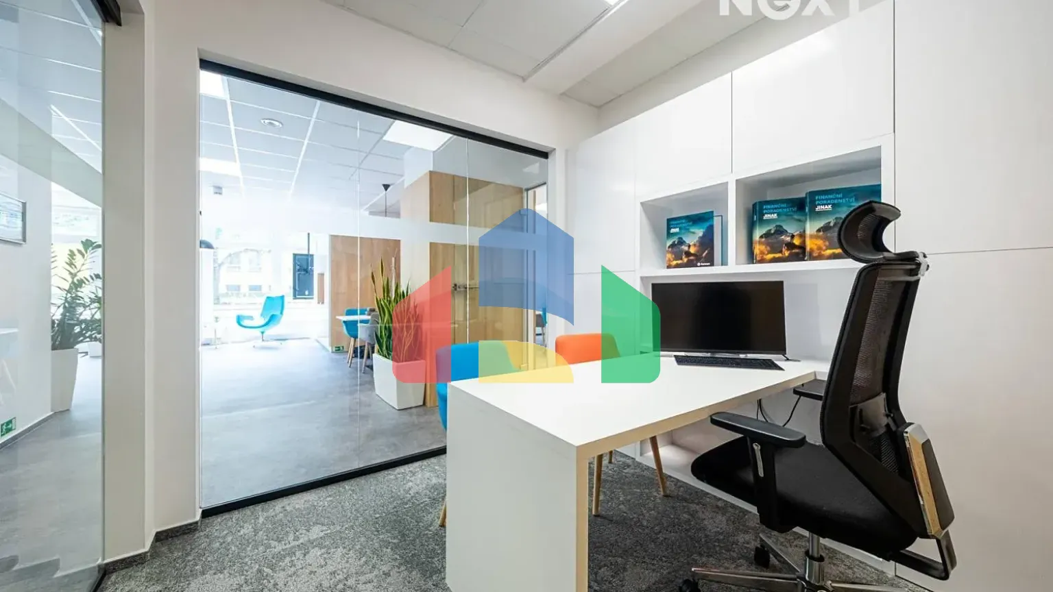 На продажу торговые помещения 200 m²