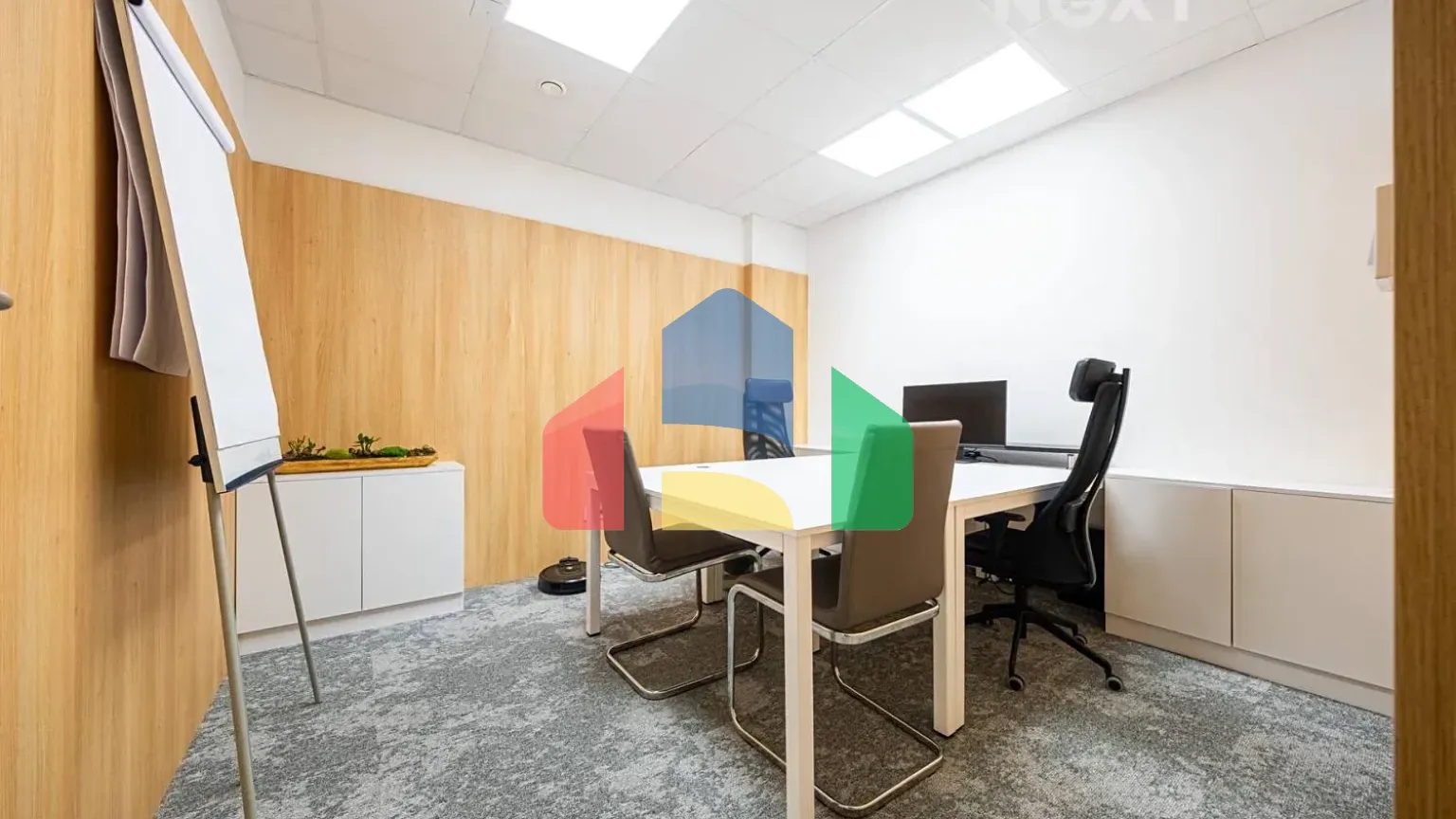 На продажу торговые помещения 200 m²