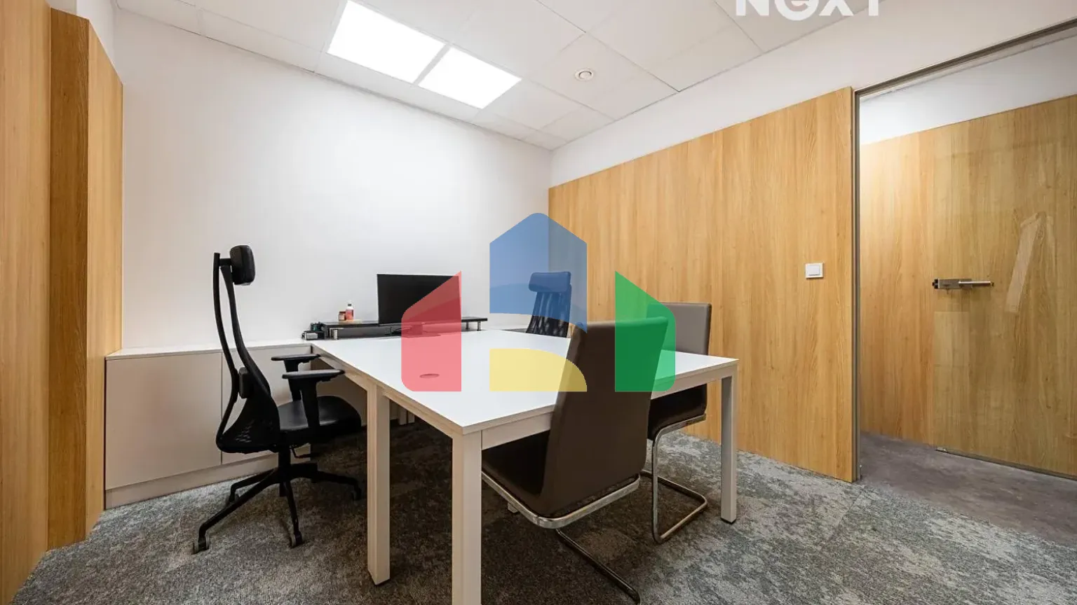 На продажу торговые помещения 200 m²